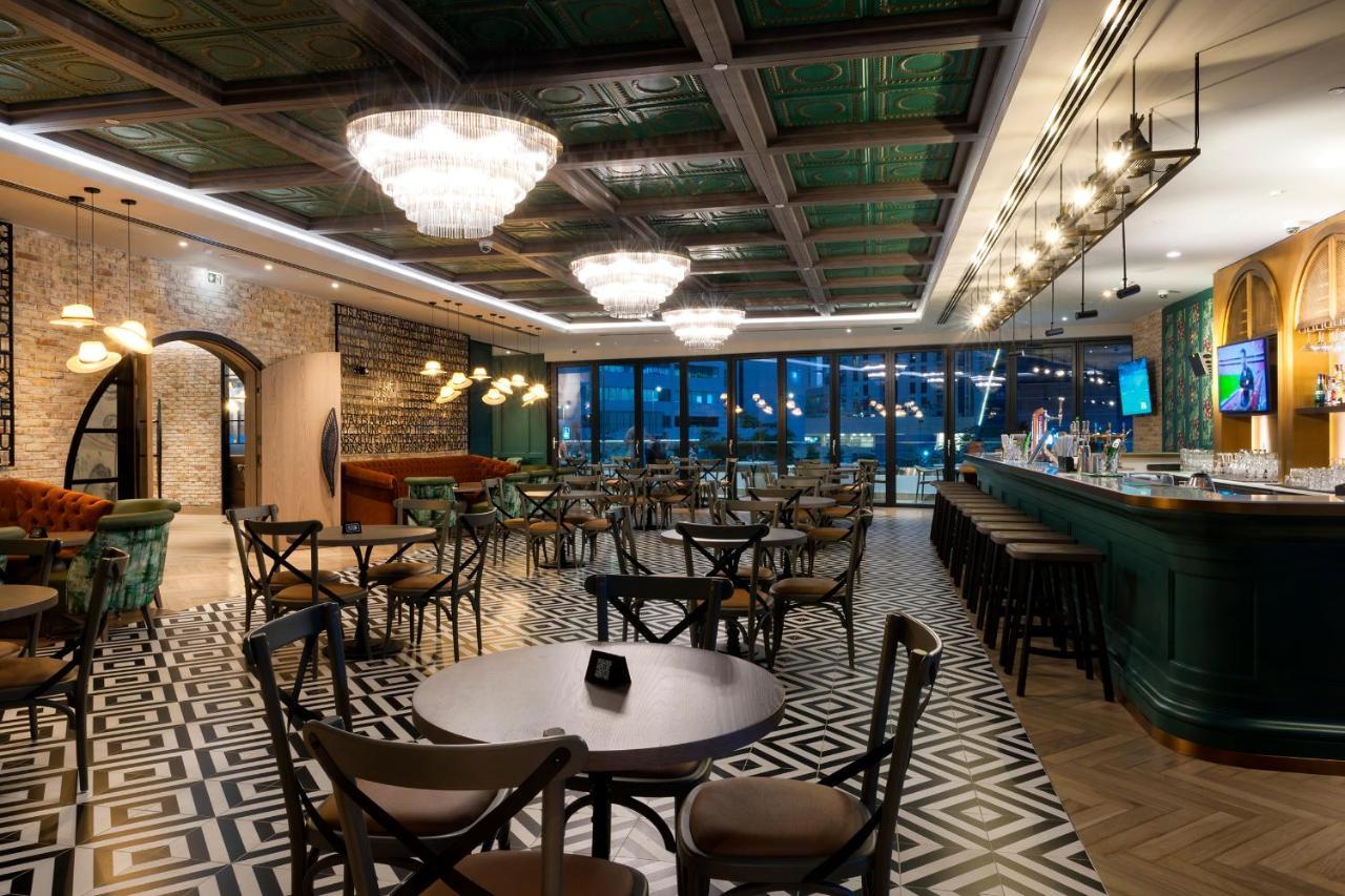 Отель Premier Barsha Heights