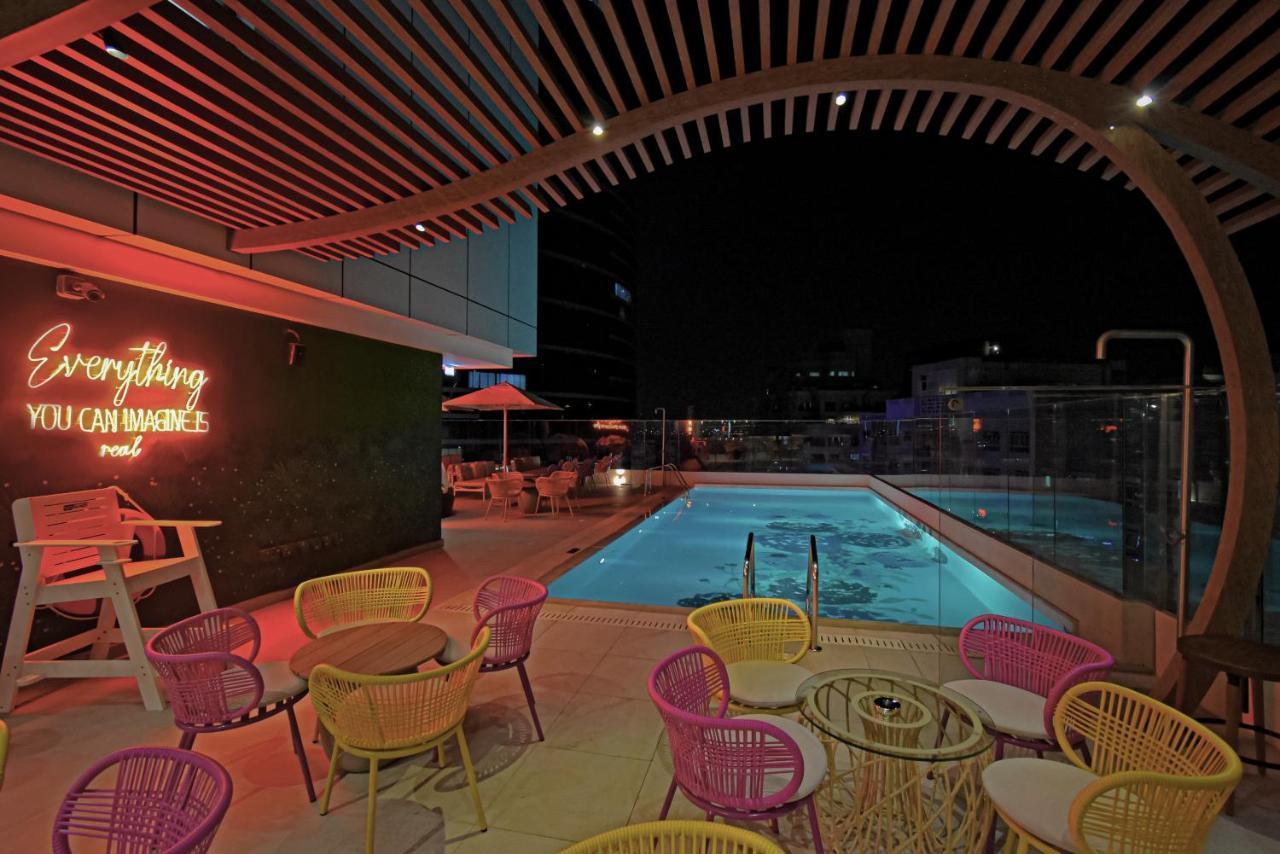 Отель Premier Barsha Heights