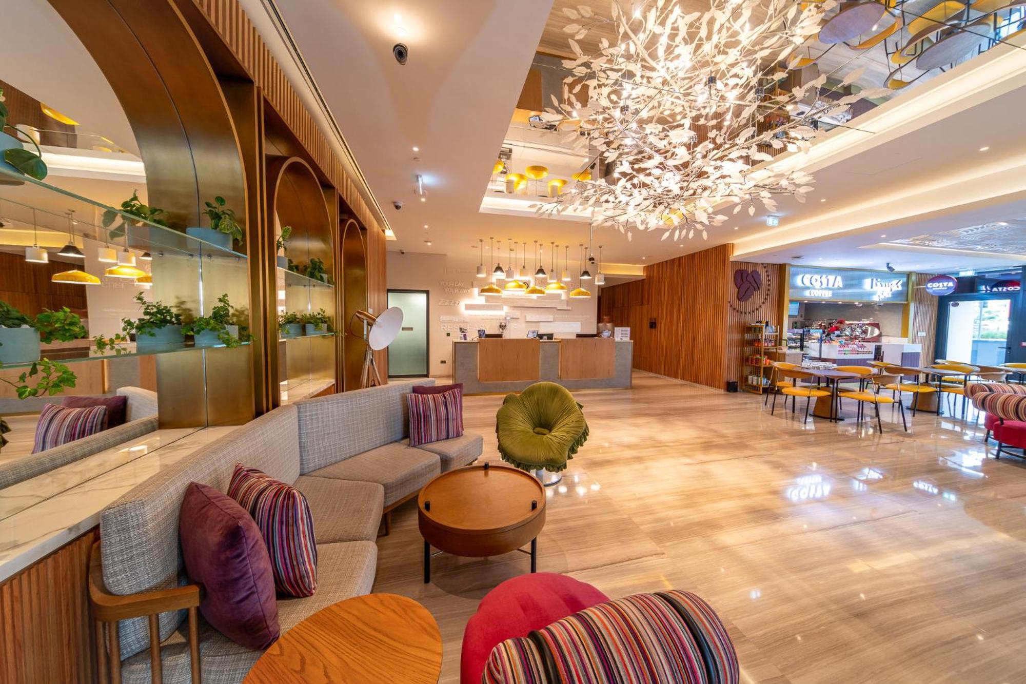 Отель Premier Barsha Heights Дубай